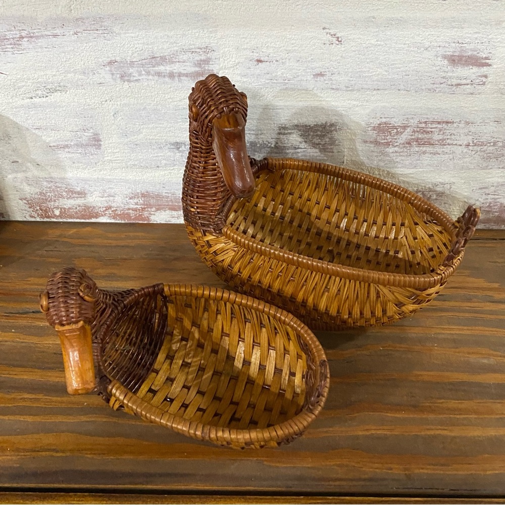 Vintage Wicker Nesting Ducks Baskets - Picture 2 of 7